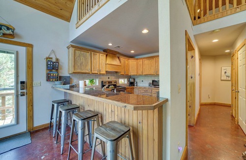 Eucha Cabin | Boat Dock & Fire Pit: Lakefront Paradise in Eucha!