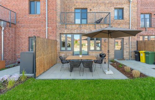 Toenning House | Boathouse