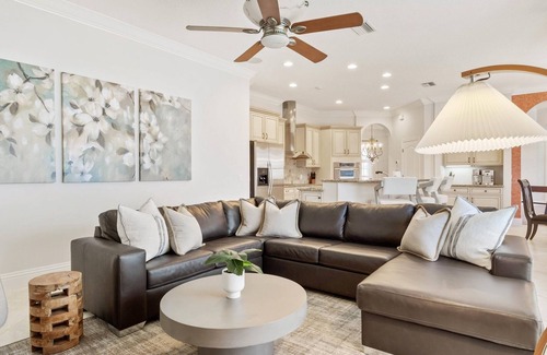 Palma Sola House | Boating/Fishing Paradise at Bayfront Dock! Pool!