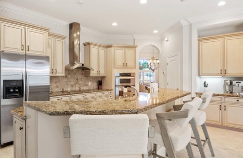 Palma Sola House | Boating/Fishing Paradise at Bayfront Dock! Pool!