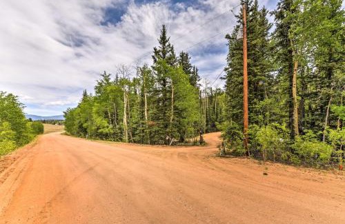Indian Mountain House | Bobcat Trail Cabin on 3 Acres in Como!