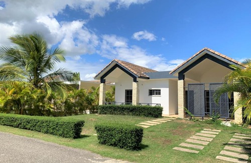 Caribbean Islands House | BOCA CHICA BEAUTIFUL HOUSE FOR RENT IN RESIDENCIAL SUEÑO CARIBEÑO