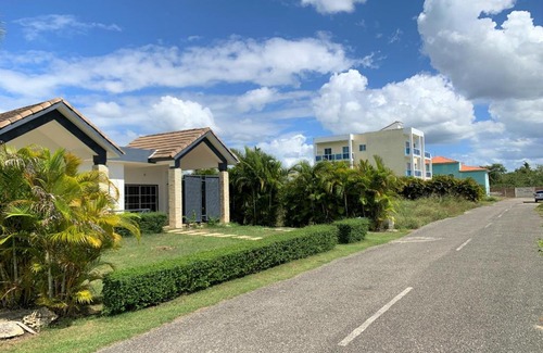 Caribbean Islands House | BOCA CHICA BEAUTIFUL HOUSE FOR RENT IN RESIDENCIAL SUEÑO CARIBEÑO
