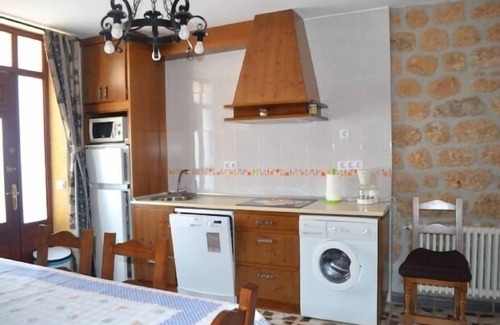 Canicosa de la Sierra Cottage | Bocanegra Rural Cottage for 10 people