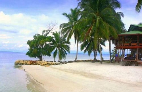 Carenero Island Bed & Breakfast | Bocas Beachfront Lodge "BBL Resort" King Suite Ocean View #2 Sand Level