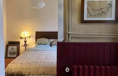 Saint-Sauveur-en-Puisaye House | Bohemian-chic village house in the heart of Colette village