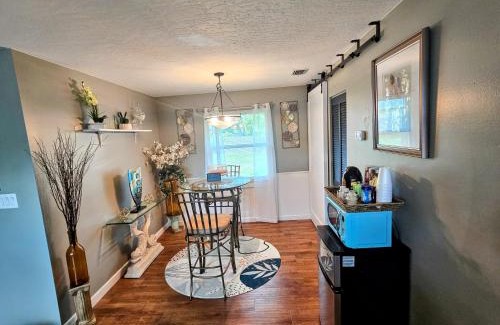 Interchange Square House | Boho Breeze Stay