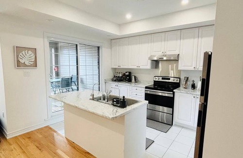 Markham House | Boho Chic Markham Family Stay, Special Summer Price!