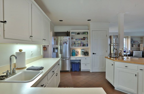 Gambier House | Boho Country 5 Acre Estate: Kenyon, Amish, River