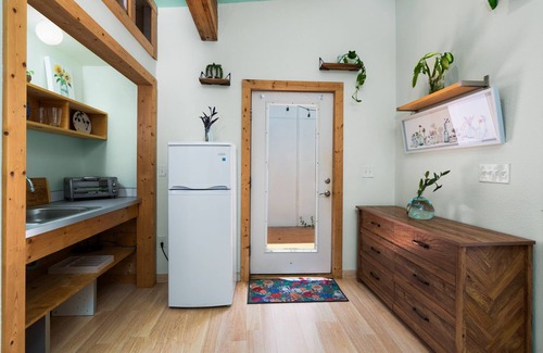 Cherrywood House | Boho-Ranch Retreat in Hip East Austin w Hot Tub and Cowgirl pool.