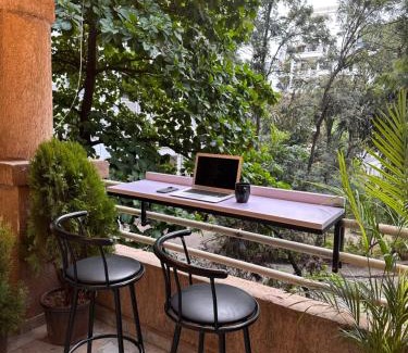 Mundhwa Apartment | Boho Studio