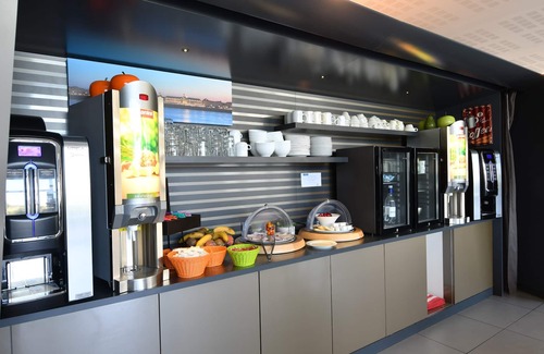 Bordeaux-Lac Apartment | Bon Rapport Qualité-Prix! Kitchenette et Terrasse