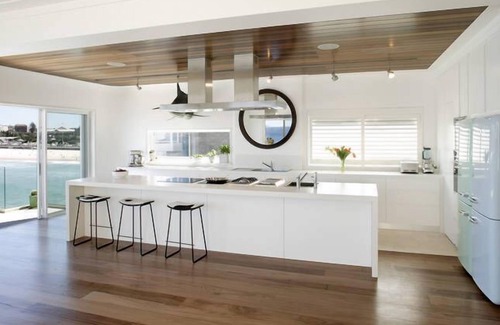 North Bondi Apartment | BONDI BEACH PENTHOUSE - absolute waterfront location!