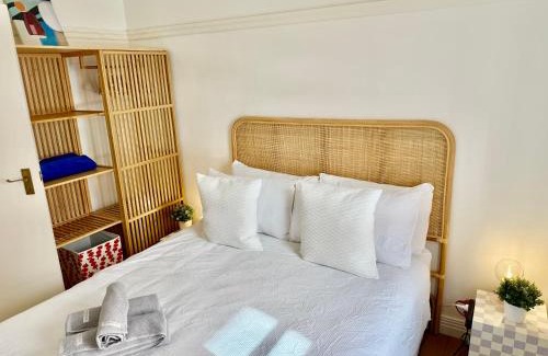 Bondi Beach Apartment | Bondi Bungalow