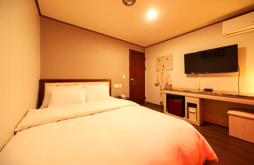 Ganseok-dong Hotel | Bongrae Motel