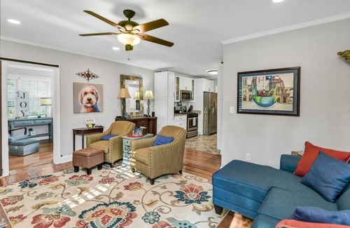 Rosewood House | Bonham Burrow | 2BR 2BA Home Near USC & Ft Jackson