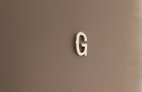 Sheung Wan Apartment | Bonham Strand West Luxury Studio *7G