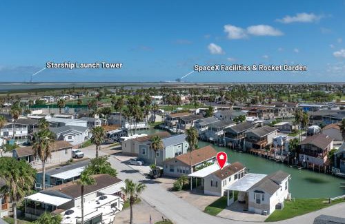 Port Isabel Resort | Bonnet Sea Cottage on the water- LIV Resort