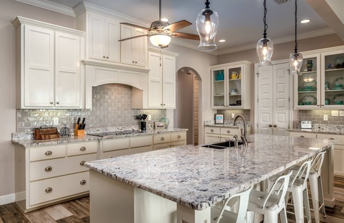 Audubon Place House | Bonnie Blue | Sept openings. Great price, great beach