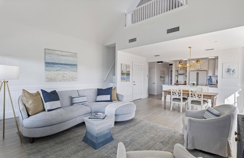 Watercolor Condo | Book a Fall Getaway Today! 30A Beaches! Club Amenities! 2 Adult Bikes!