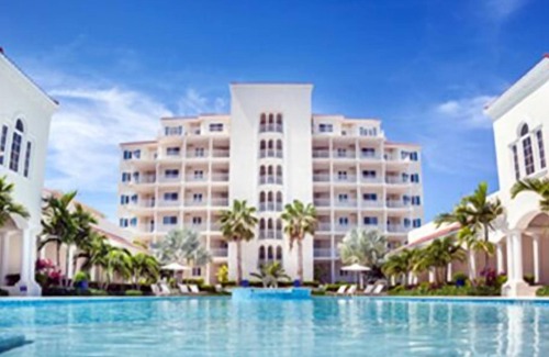 Leeward Settlement Condo | BOOK NOW! August 1 - October 31 15% Off Stays of 3 Nights or More!
