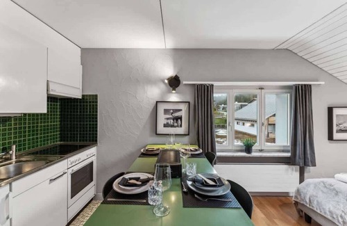 Laax Apartment | book2stay: Retro-Alpin Studio