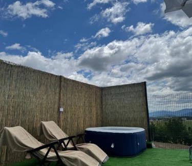 Mali Radic Apartment | BoomBoom Room