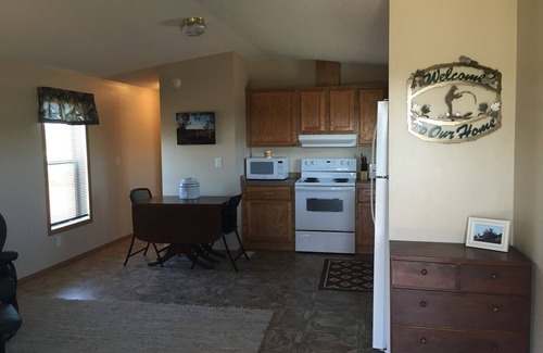 Medora Cabin | Boots Hunter Cabin Medora ND 2 BR 1 B Sleeps 6