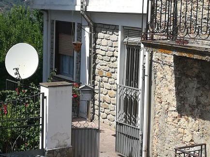 Basico House | Borgo San Biagio