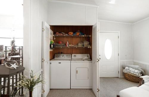 River Ranch House | Born In The Usa Retreat