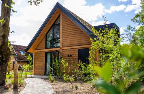 Wekerom House | Bos Villa met Hottub & Sauna | 6 personen