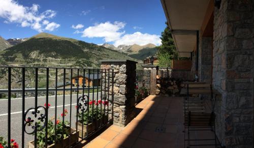Prats Apartment | Bosquet 1 HUT 7670