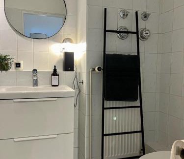 Sudstadt Sudlicher Teil Apartment | BOSTEL 12 - Modernes Apartment mit Top-Anbindung