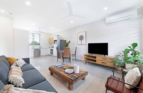 Rapid Creek Apartment | Botanica Aguila Chic Nightcliff Balcony Pad