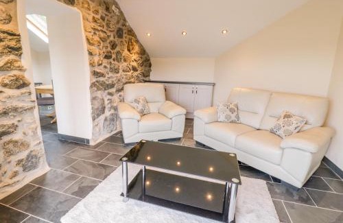 Llanuwchllyn House | Bothi