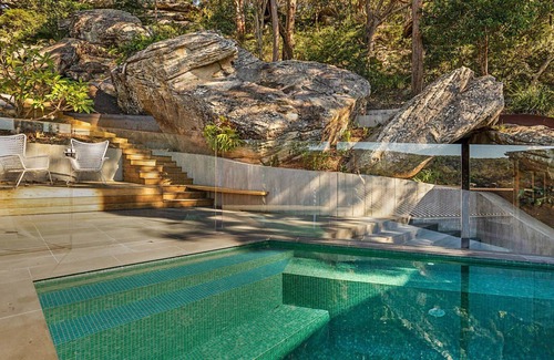 Hardys Bay House | 'Bouddi Galing' by Accom Holidays