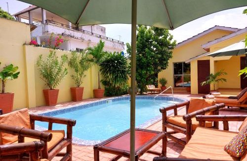 Serrekunda Apartment | Bougainvillea House