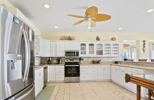Tar Bay House | Bougainvillea House Offers a relaxed approach to luxury living