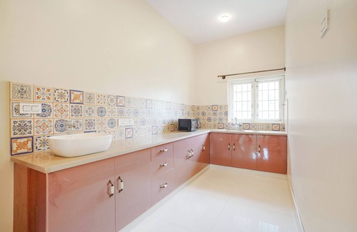 Kalyan Nagar Apartment | Bougainvillea Suites 2 - Charming 2-bedroom apartment in gorgeous Bengaluru