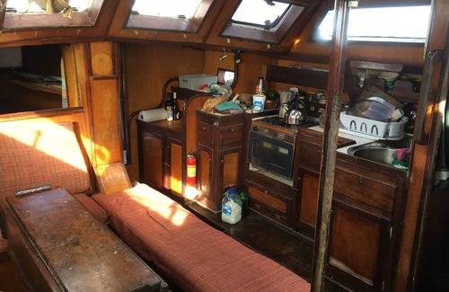 Achutupo Boat Rental | BouMou Sailboat
