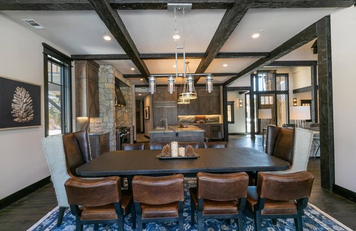 Ponderosa Palisades House | Bound to Impress. Private Hot Tub, Golf Access & Exclusive Club Amenities!