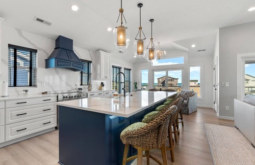 Sea Retreat House | Bourbon Beach House: Pool/Hot Tub, Gourmet Kitchen