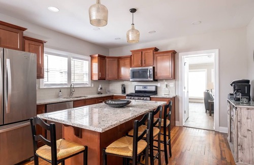 Fairgrounds House | Bourbon House 1 | Walk to Expo Center