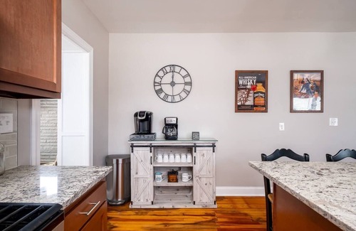 Fairgrounds House | Bourbon House 1 | Walk to Expo Center