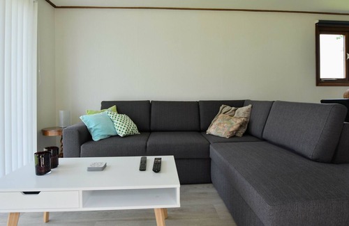 Pannerden Ski Chalet | Boutique Chalet in Pannerden with Terrace