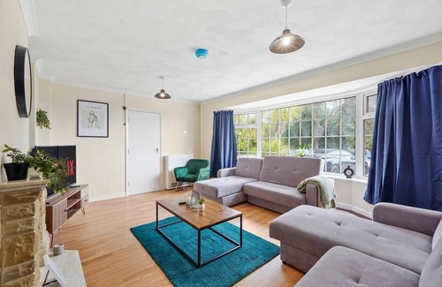 Littleover House | Boutique Derbyshire Abode - Games room - Sleeps 12