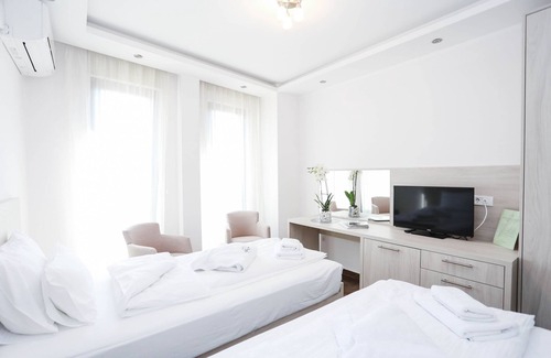 Budva Hotel | Boutique Hotel Arka is in the heart of Budva town!
