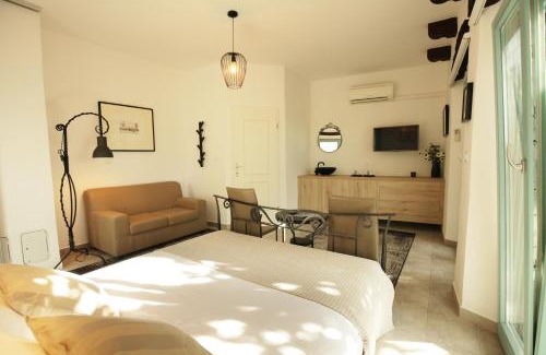 Kozana House | Boutique Hotel Dvor
