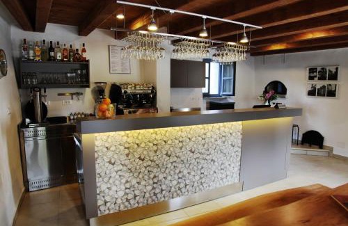 Kozana House | Boutique Hotel Dvor