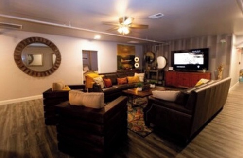 Seneca Hotel | Boutique hotel in historic downtown Seneca. Room #6, King Bed.